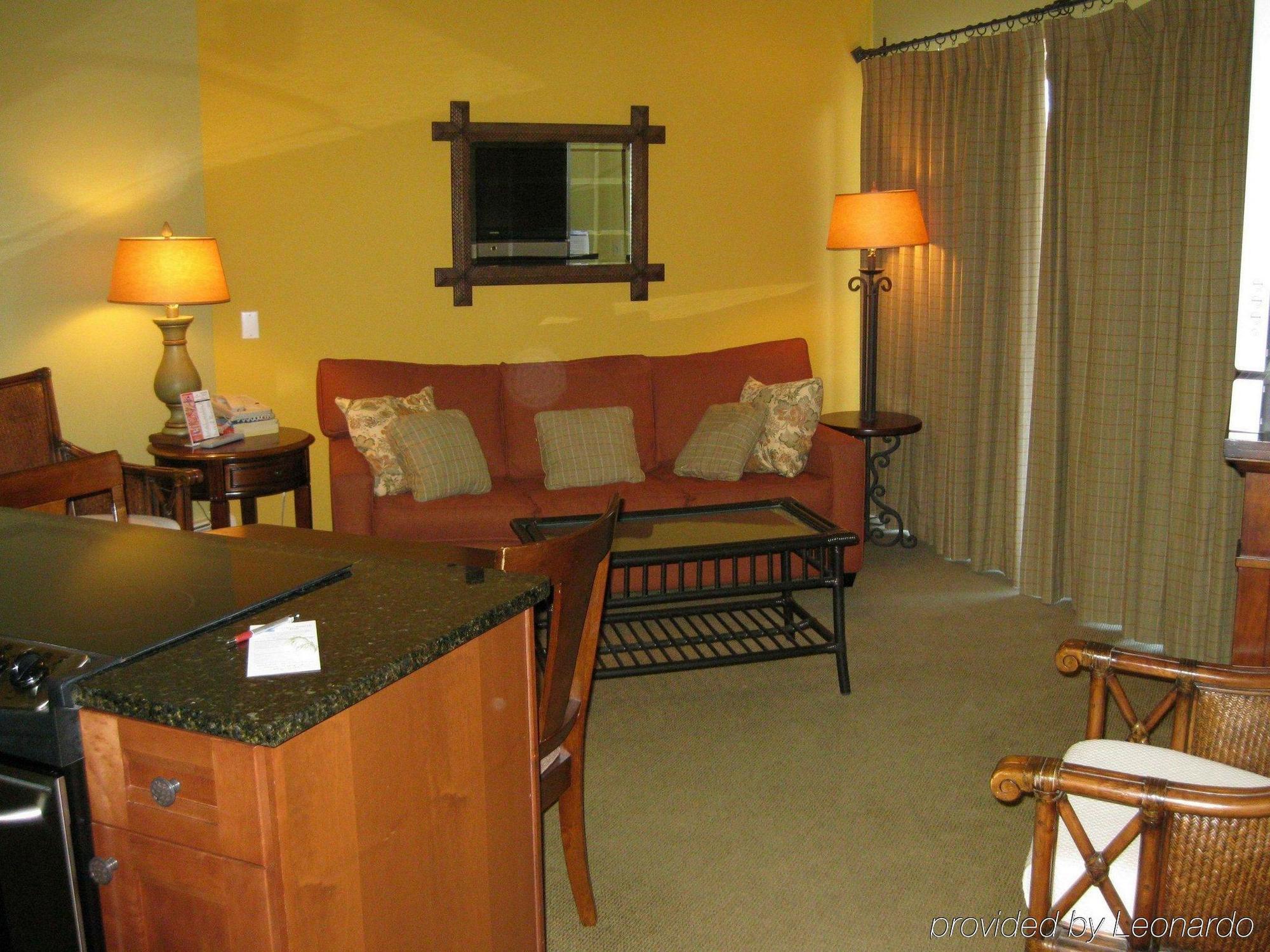 Pointes North Inn Charlevoix Room photo